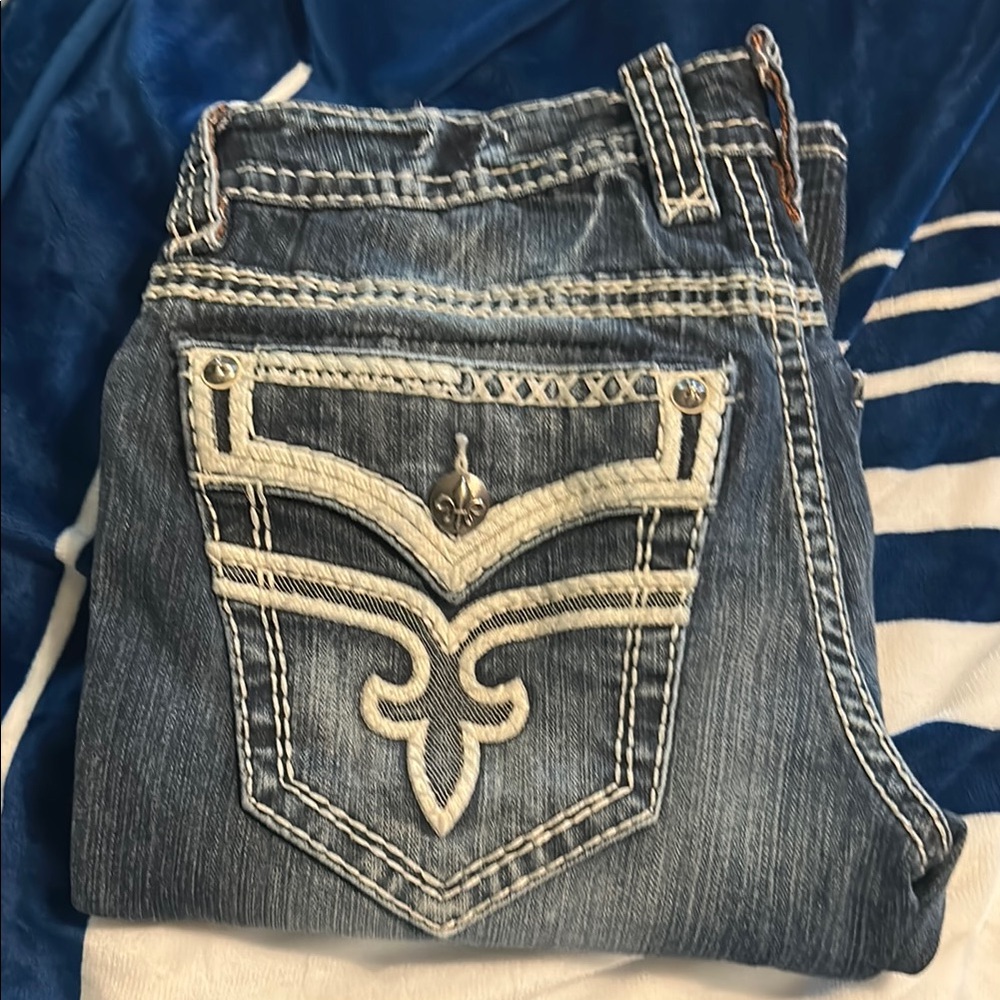 Men’s Rock Revival Jeans Size 32